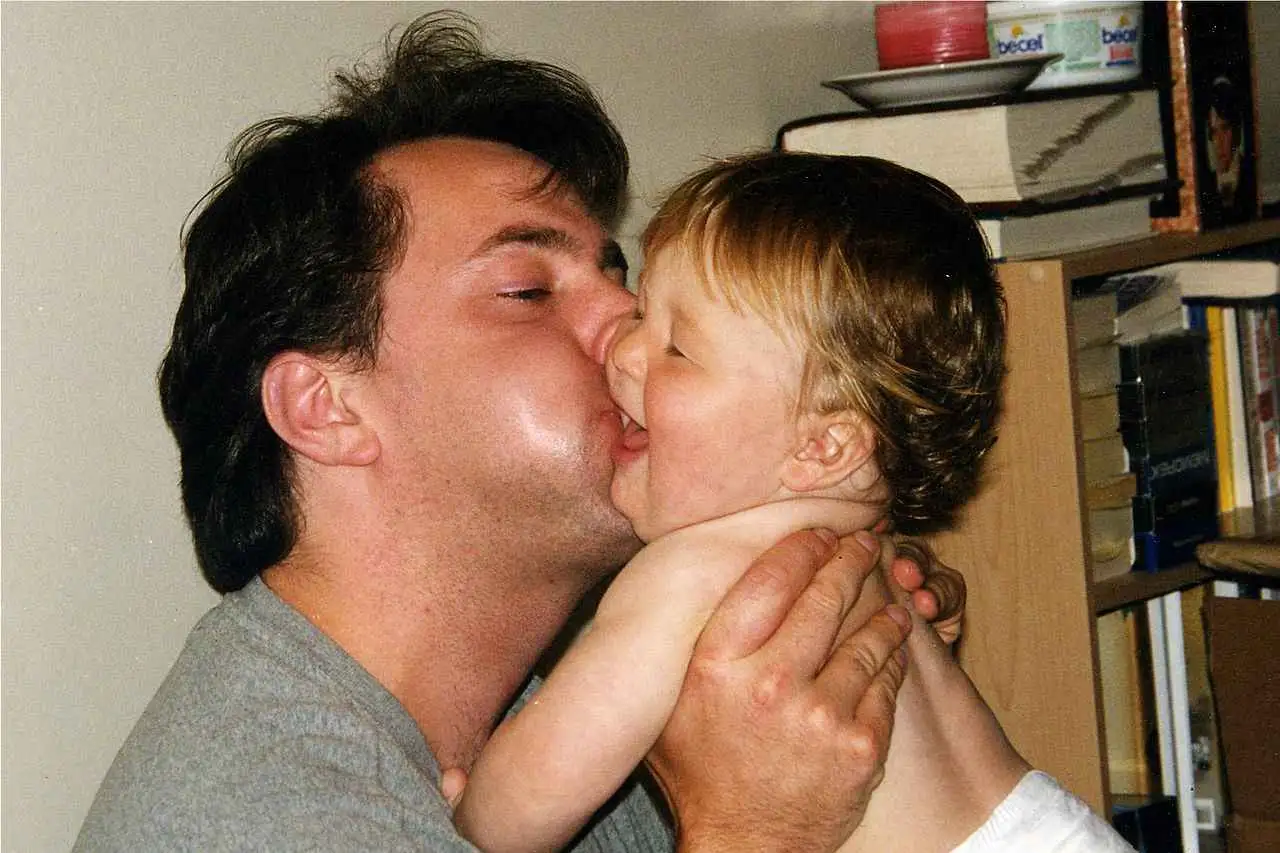 21st Century Cinema: Dear Zachary: A Letter to a Son About His Father