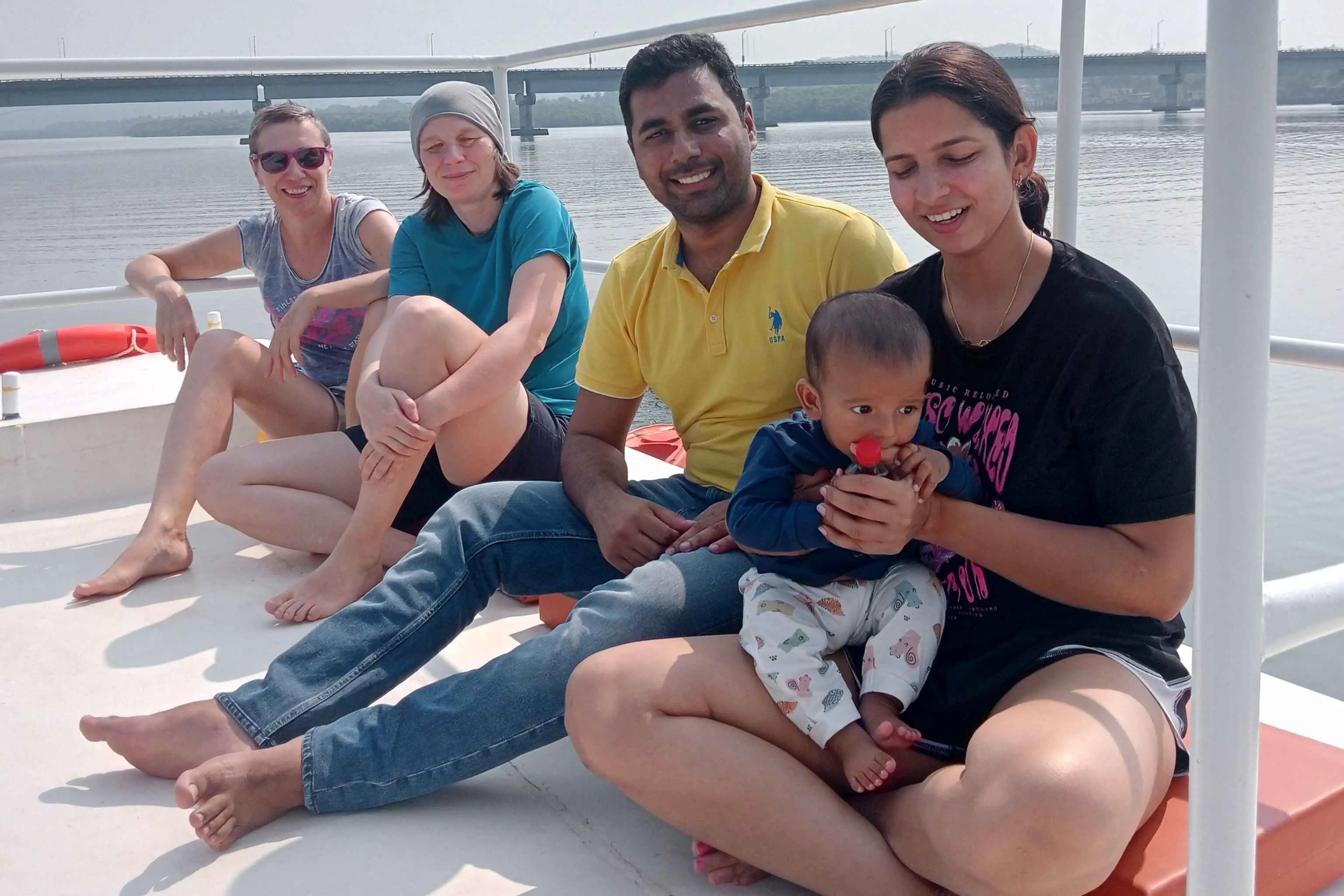 PRIVATE BOAT BOOKING