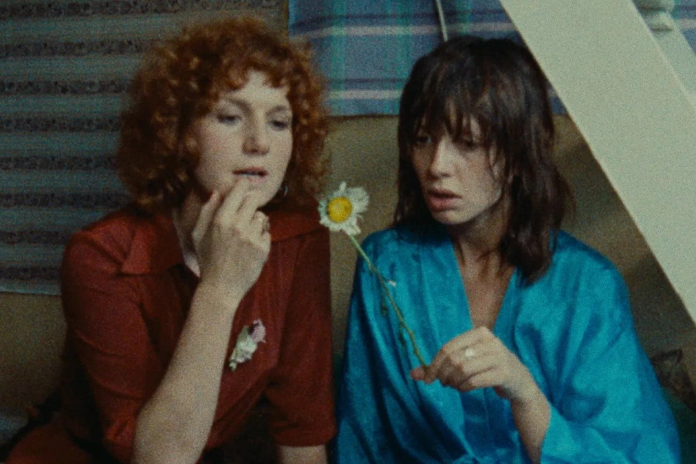 Céline and Julie Go Boating by Jacques Rivette - TPCC