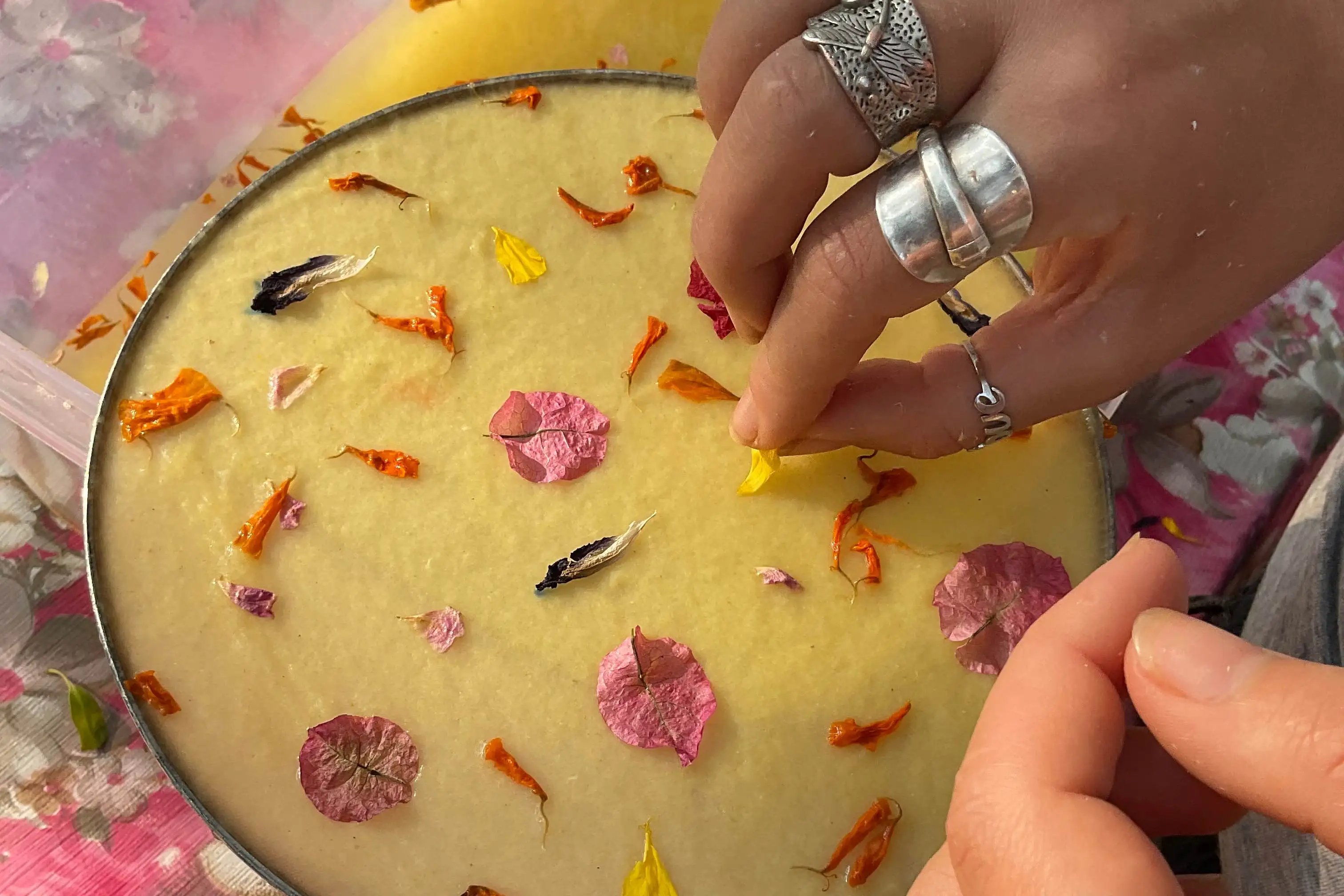 Craft your own Botanical Papers 🌸